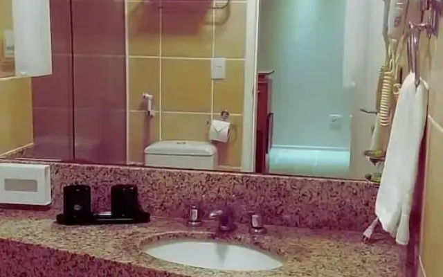 Completo em Hotel Localização Perfeita