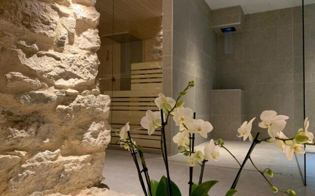 Spa & Wellness by Des Anglais " Ingresso SPA gratuito"