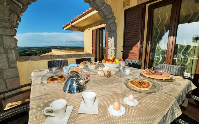 Peaceful Villa in Montefiascone with Bubble Bath