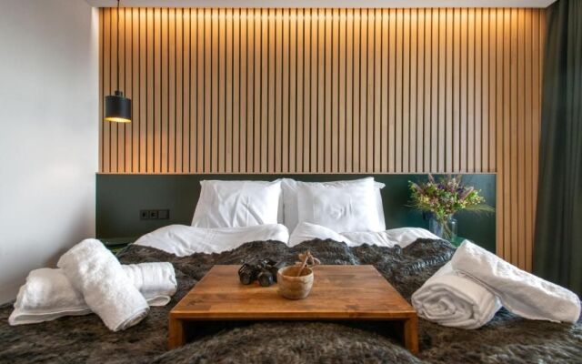 Haltia Lake Lodge nature boutique hotel & glamping
