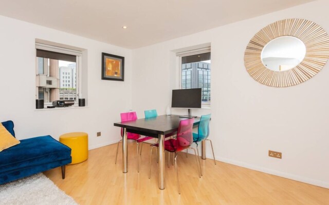 Beautiful 1 Bed Central London Apartment