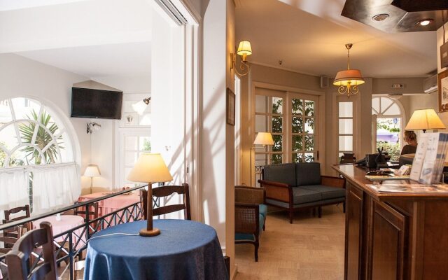 Alba Hotel
