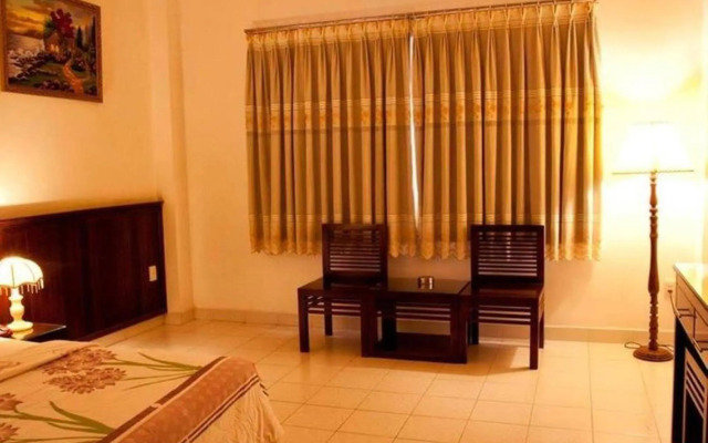 Phi Phung Hotel
