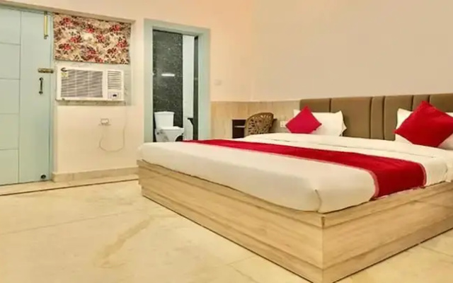 Fabhotel Filter Babu