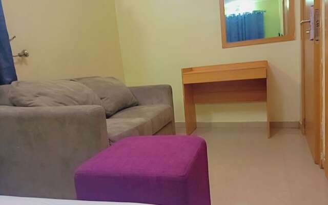 Ikad Hotel and Suite Borno Way