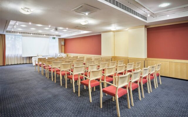 Austria Trend Hotel Ananas