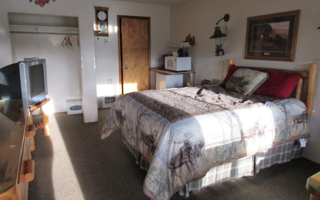 The Woodsman Country Lodge
