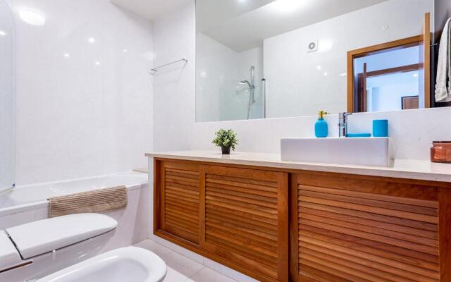 Spacious 2 bedroom apartment Baía da Luz