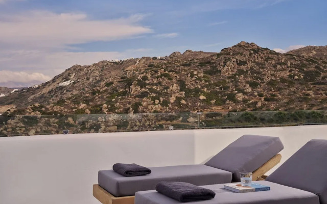 Naxea Villas II