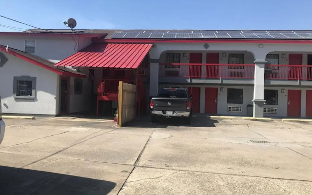 Regency Inn and Suites