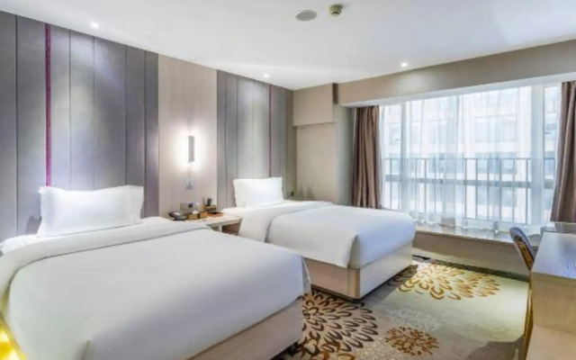 Lifeng Hotel (Guiyang Huaguoyuan Fortune plaza)