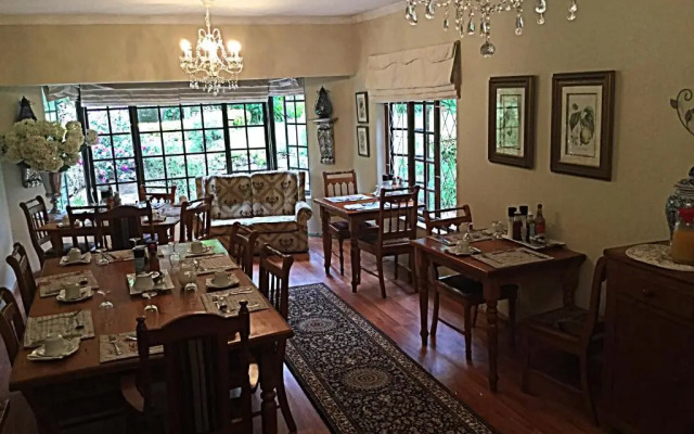 Warrens Guest House