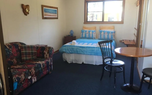 Glenaire Apartments on Frazer St