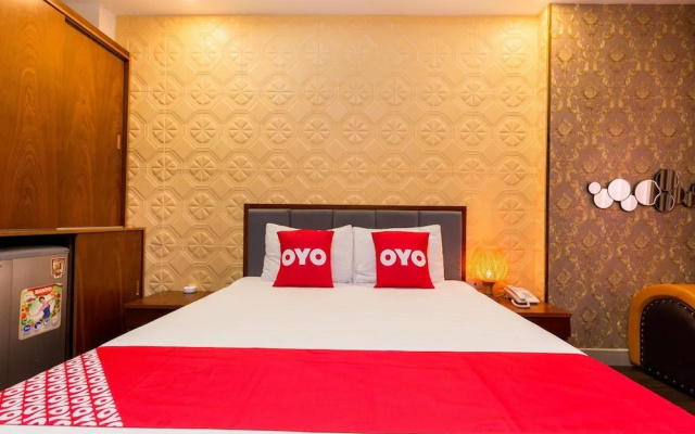 OYO 1108 Iboss Hotel