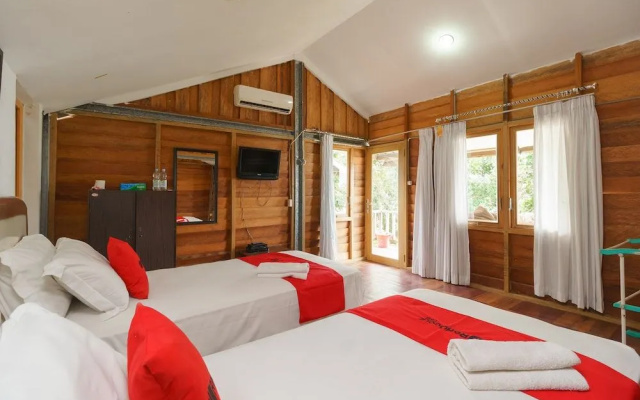 RedDoorz Syariah @ Sumur Tiga Beach Sabang