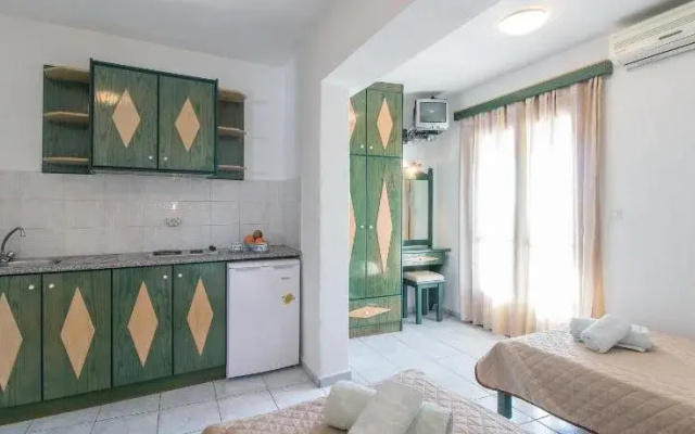 Stathis House