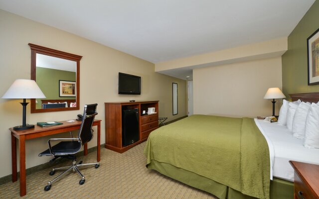 Quality Inn & Suites Near Fairgrounds Ybor City