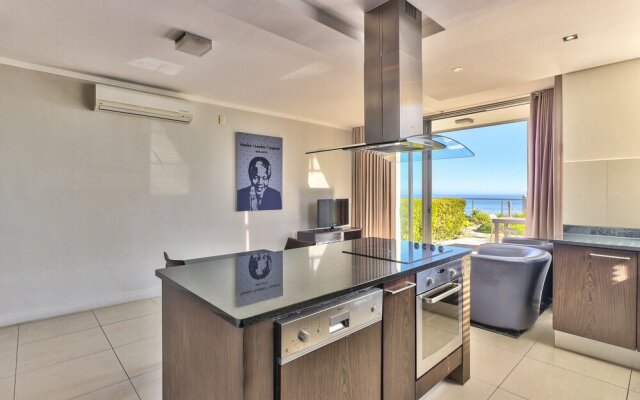 "camps Bay One Bedroom Apartment - Luxury Stay With sea View!"