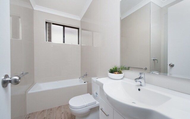 Bay Village, Unit 6/47 Shoal Bay Road