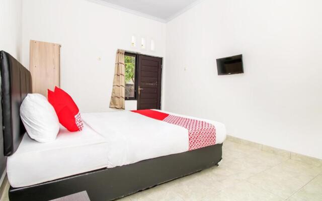 OYO 2984 Berlian House Ungasan