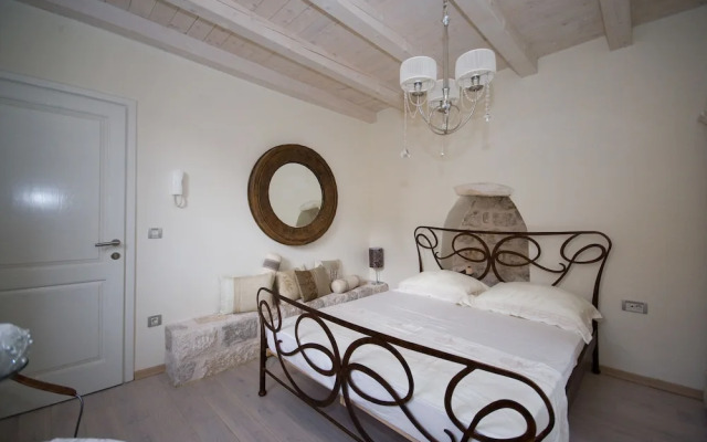 Old Town Ivory Apartments