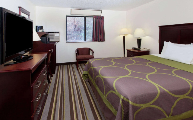 Super 8 by Wyndham Tuscaloosa