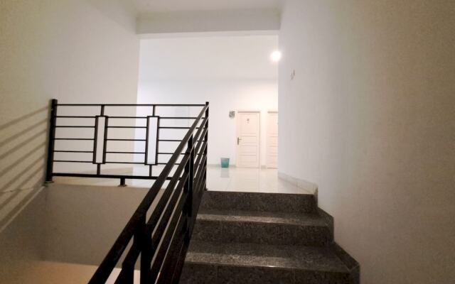 OYO 93870 Damai Guest House Cirebon