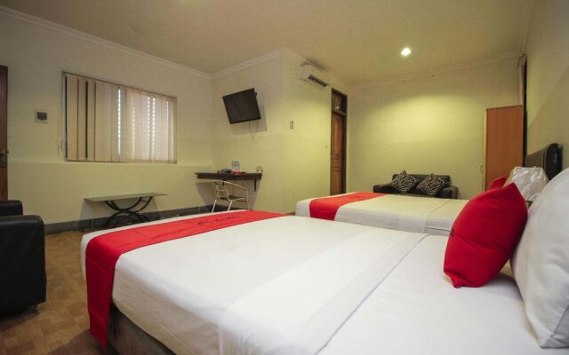 Hotel Divina By RedDoorz