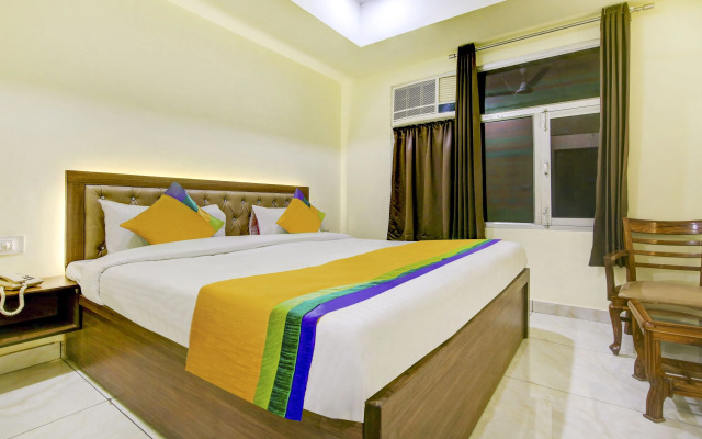 Itsy Hotels Oasis Inn