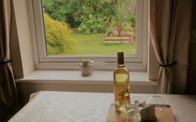 Woodhouse Woodmancote