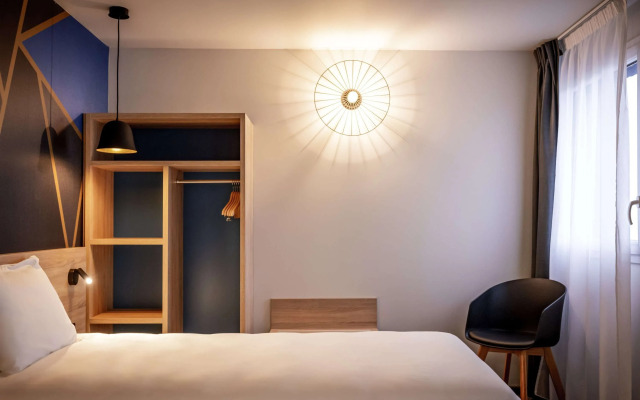 Ibis Styles Valenciennes Petite Foret