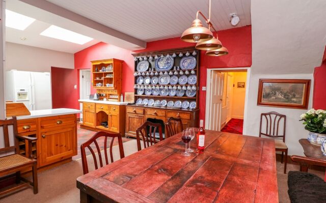 Crackwell Farm