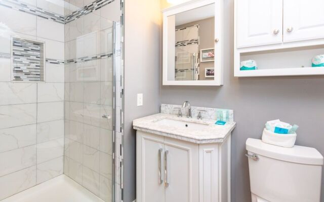 Ocean Glass Inn Condominiums