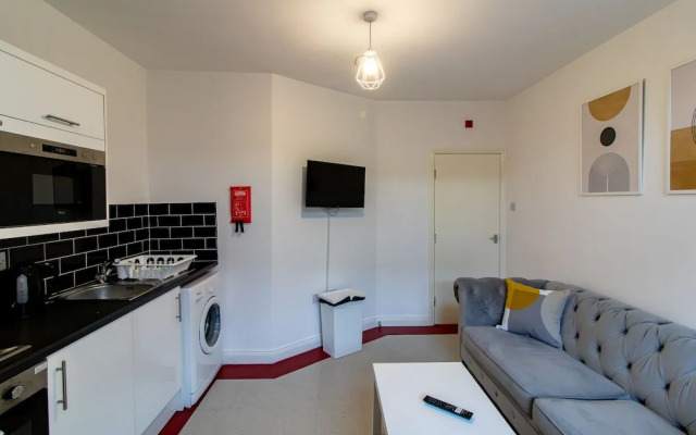 Impeccable 2-bed Apartment in Gateshead