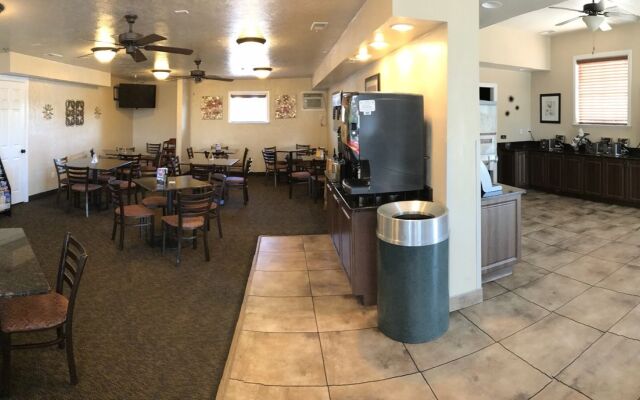 St. George Inn & Suites