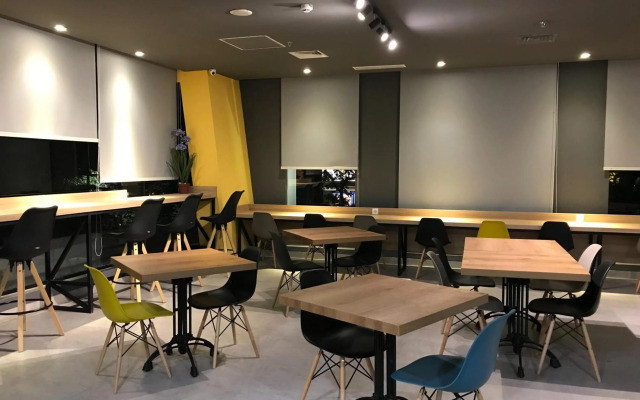 ibis budget Surabaya Diponegoro