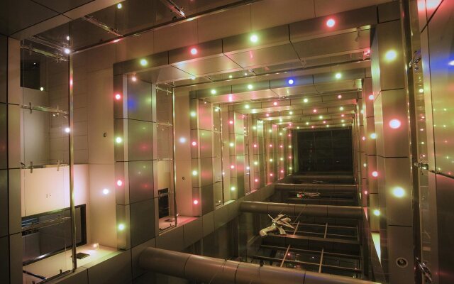 Hotel 71