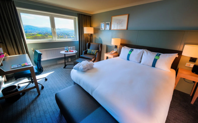 Holiday Inn Edinburgh by IHG