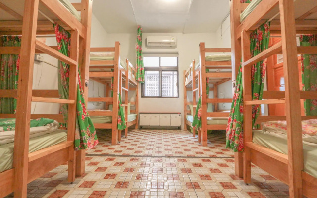 T-Life Hostel