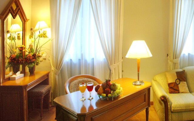 Royal Denai Hotel