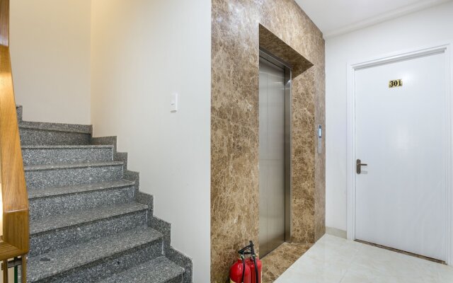 OYO 136 Aparthotel 75