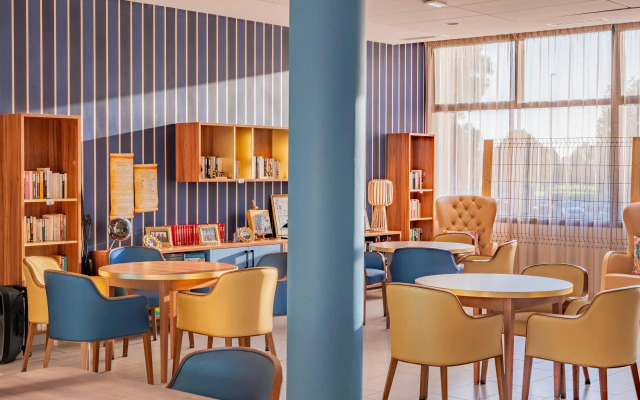 Quality Suites Rochefort