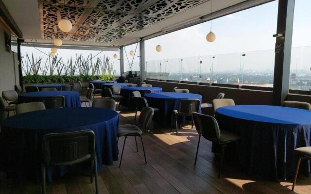 Holiday Inn Express Mexico City Satelite