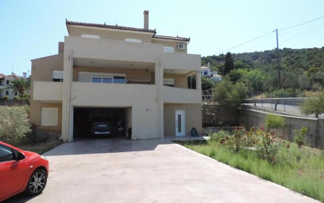 Fotis Apartments