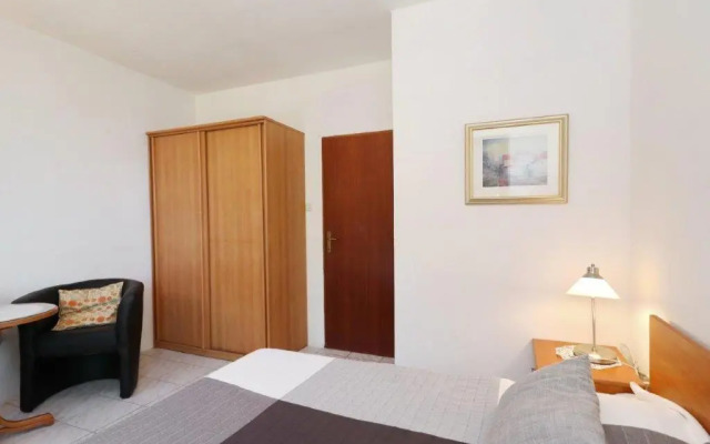 Murter Pod Raduč apartman