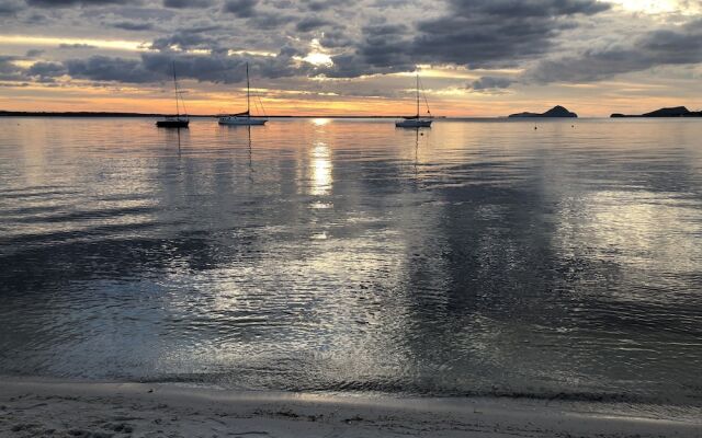 Salamander Beach Accommodation Adults Only