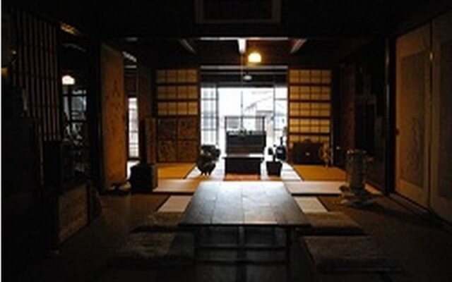 Old houses guesthouse travelers inn of triple Ishigakiya
