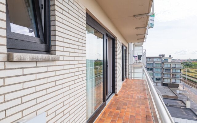 Studio on 5th Floor by the sea