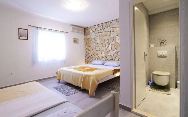 Apartments Uskok