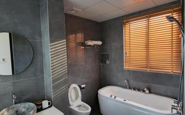 Lotus Hotel Ninh Binh
